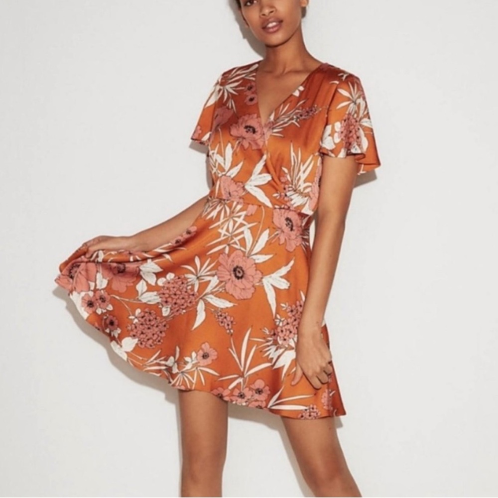 BOGO Floral Print Satin Wrap Dress Rust Copper Orange Size 10 Express